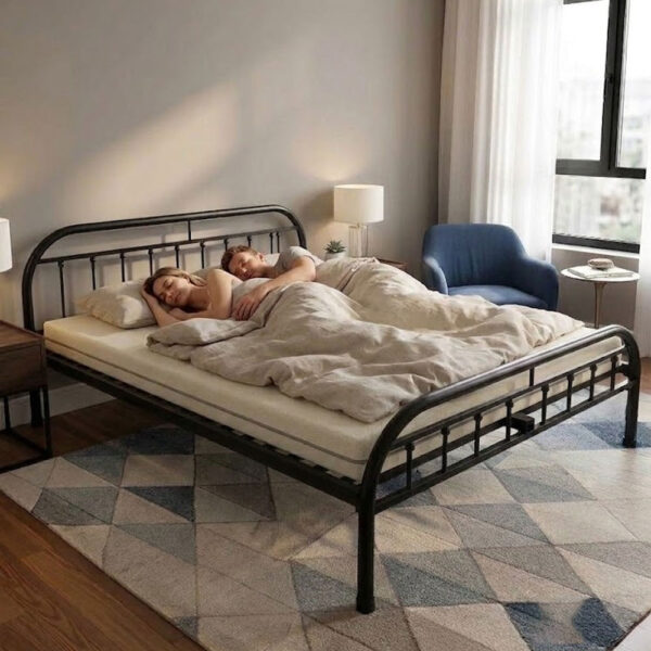 Giường Sắt Ống Tròn DAKITA Khung Sắt Sơn Tĩnh Điện Màu Đen Và Trắng Rộng 1.4m